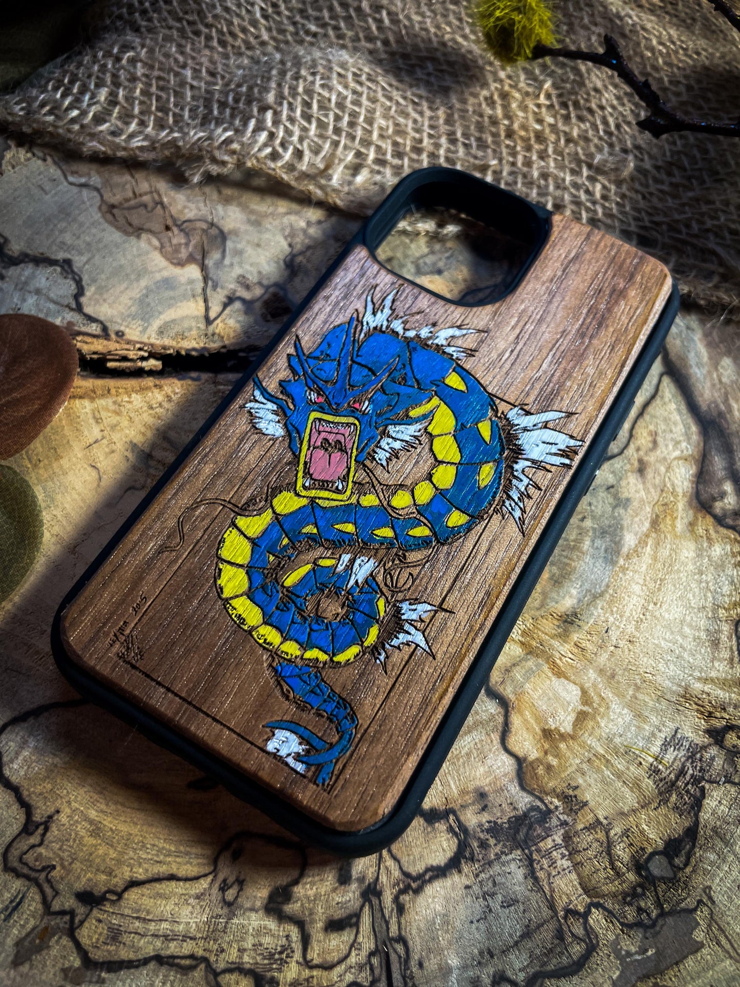 Majestic Dragon & Wave Wood Phone Case - Kanagawa-Inspired Japanese  Monster - iPhone 16 PRO MAX, Samsung S20 S21 S22 S23 S24 Google Pixel SHOP APP