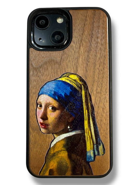 Girl with an earring pearl