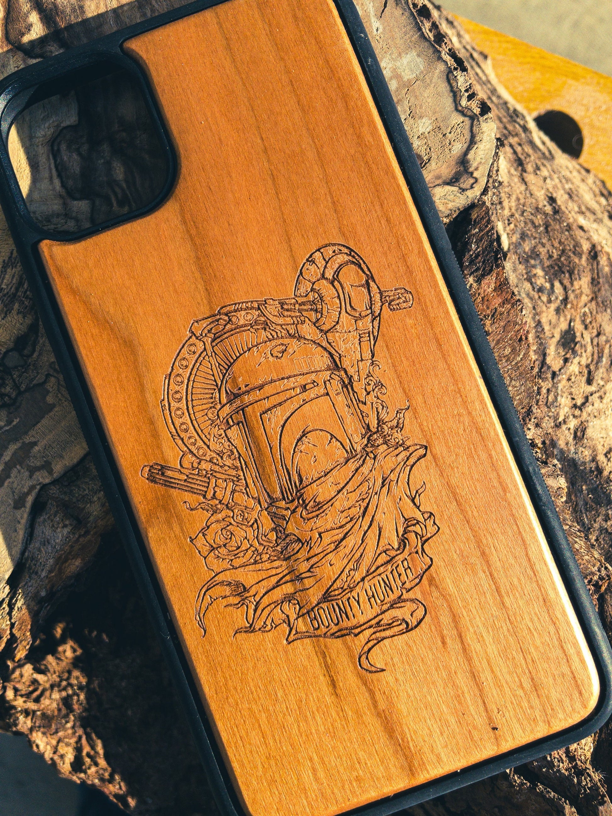 wood phone case of mandalorian