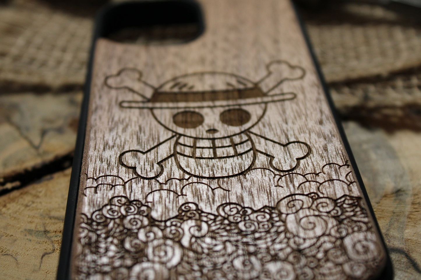 One Piece Wave Wood Phone Case Pirate Anime