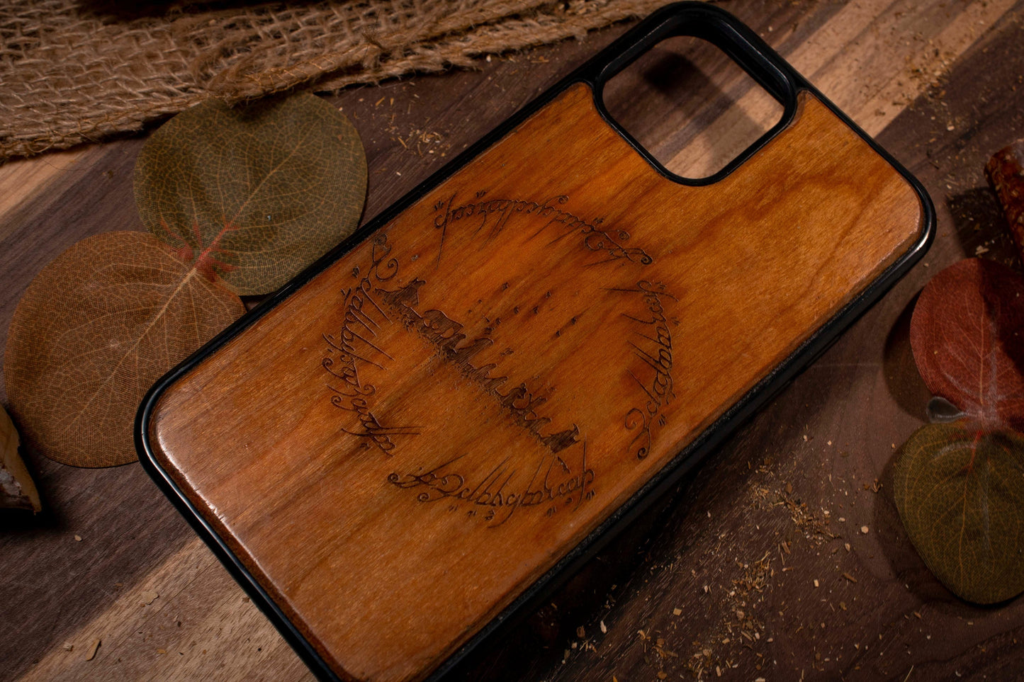 Lotr wood phone case