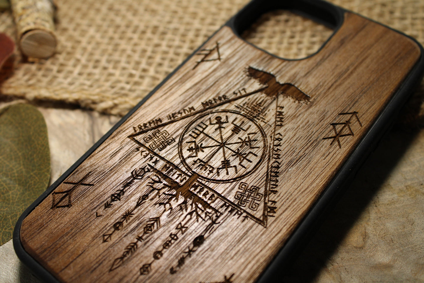 Viking Vegvisir Crow Wood Phone Case