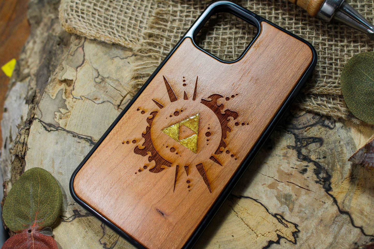 Gold Triforce Legend of Zelda phone case Wood gift for, TOTK tears of the kingdom, breath of the wild